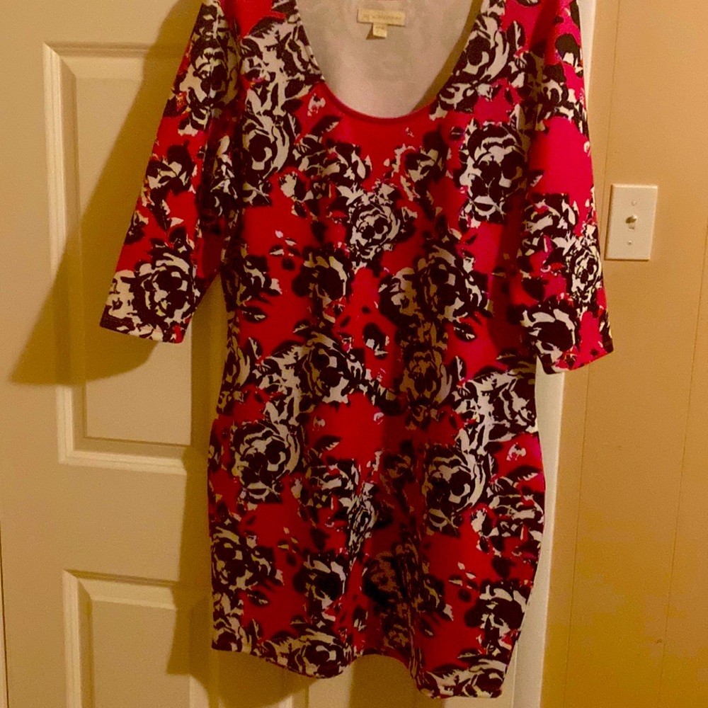 Fuchsia,white,and black round neck dress.